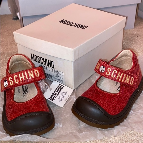 Moschino Other - Vintage Moschino baby teddy bear patch dress shoes